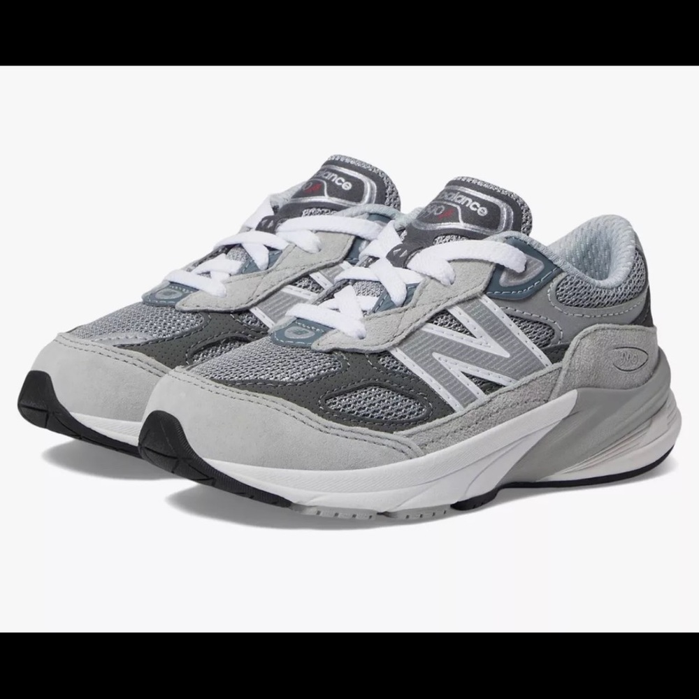 New Balance 990v6 Wide